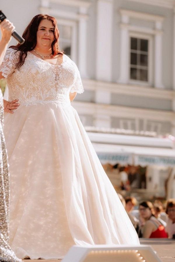 plus size ivory lace maxi dress City Chic Women's Brielle Maxi Dress
