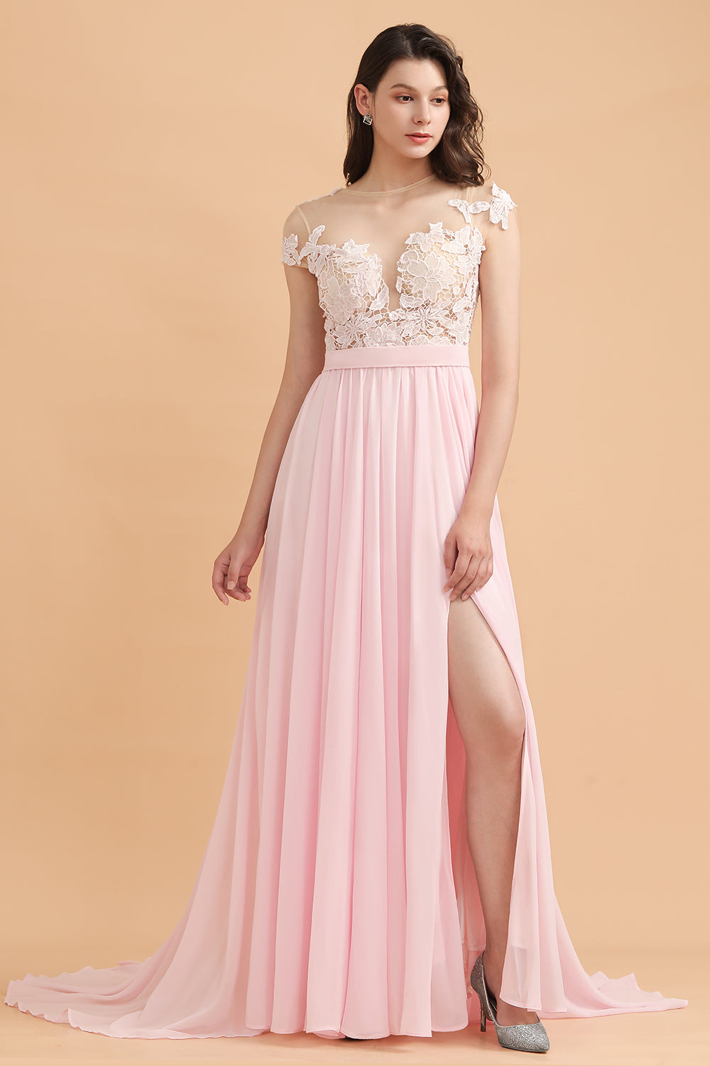 frilly bridesmaid dresses A-Line Jewel Chiffon Lace Ruffles with Slit Nöista Beige,Summer,Elegant,Vacation,Holiday Dress With new-exclusives this chiffon bridesmaid dress Size:EU 41 - US 8 / 8.5