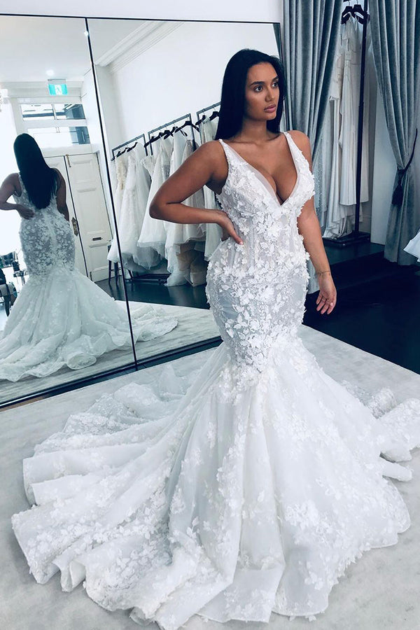 fitted lace wedding dress Chelsea