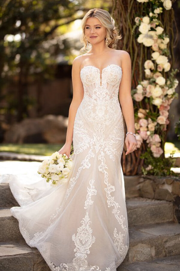 Strapless Tulle Chapel Train Mermaid Bridal Dress
