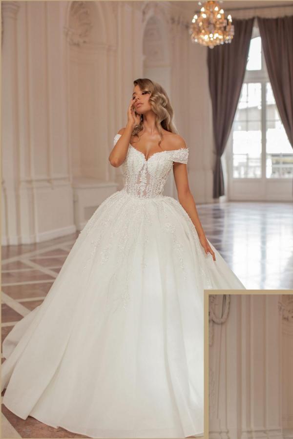 Bmbride Off the Shoulder Organza Chapel Train Ball Gown Wedding Dress