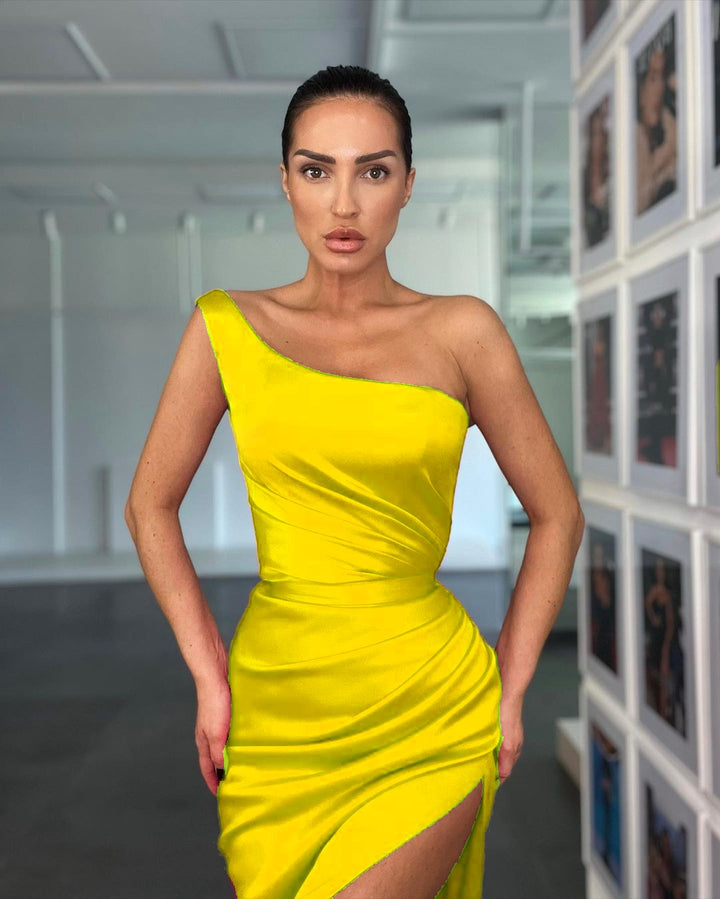 One Shoulder Sleeveless Rose Evening Dress With Slit