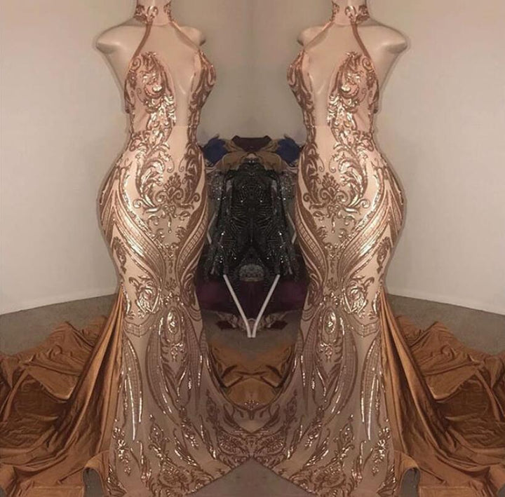 Sequins Mermaid Prom Dress with Elegant Halter V-Neck