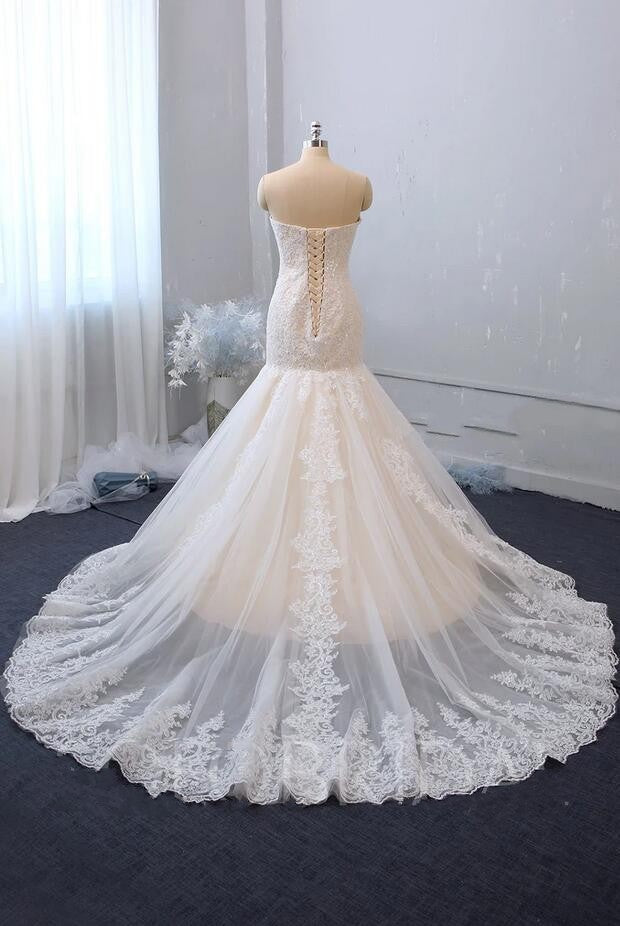 Bmbride Elegant Sweetheart Backless Appliques Lace Tulle Long Mermaid Wedding Gown