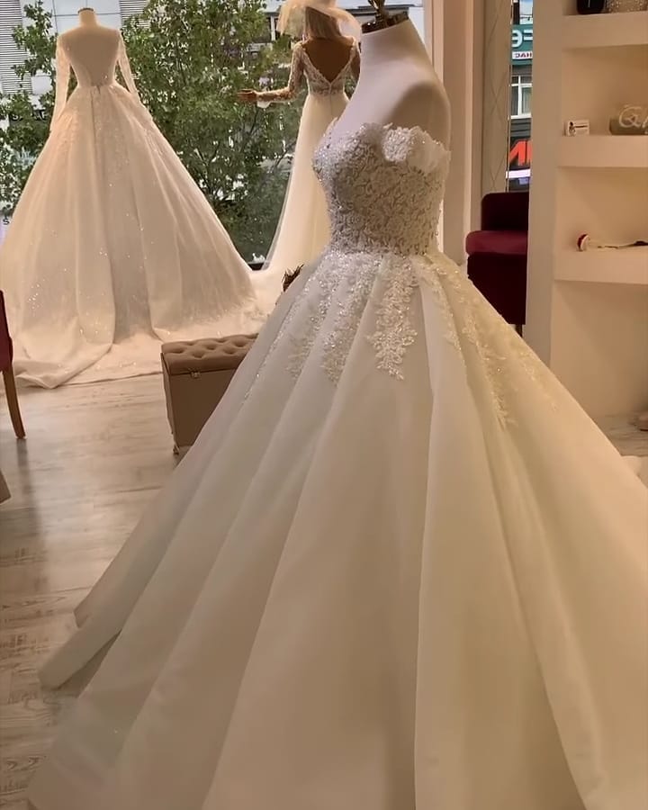 Bmbride A-Line Sweetheart Off-the-Shoulder Lace Ruffles Wedding Dress