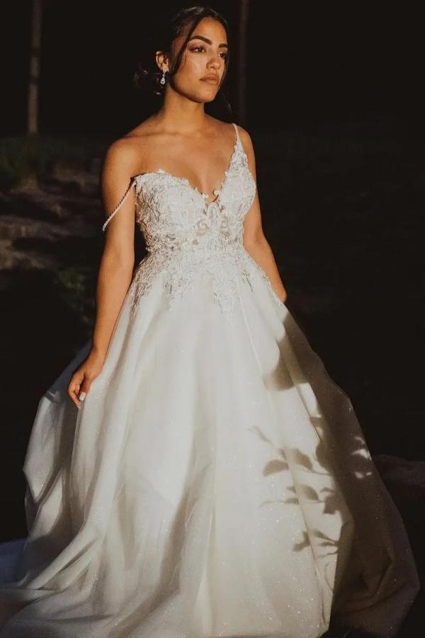 Bmbride Long A-line V-neck Spaghetti Straps Tulle Lace Backless Wedding Dress
