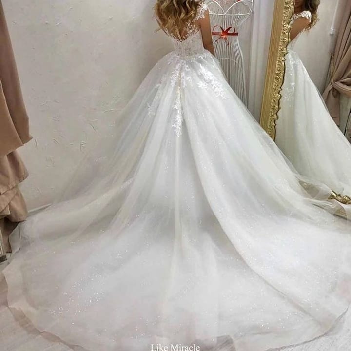 Bmbride A-line Sweetheart Off-the-shoulder Appliques Lace Tulle Train Wedding Dress