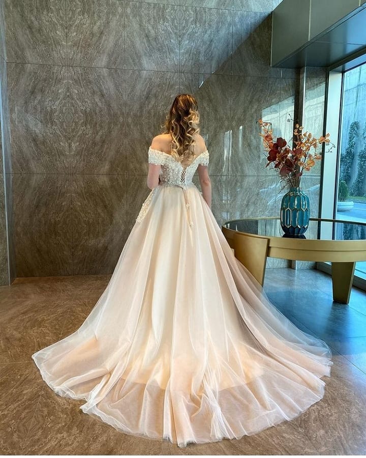 Bmbride A-Line Floor-length Sweetheart Off-the-Shoulder Backless Tulle Appliques Lace Wedding Dress