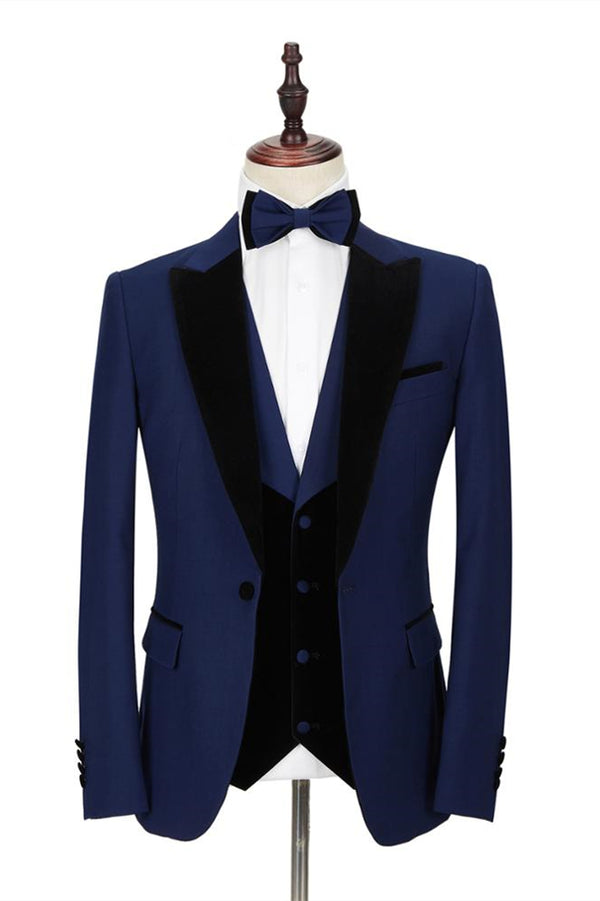 Koscy Dark Blue Peak Lapel Men’s Wedding Suit with Velvet Lapel
