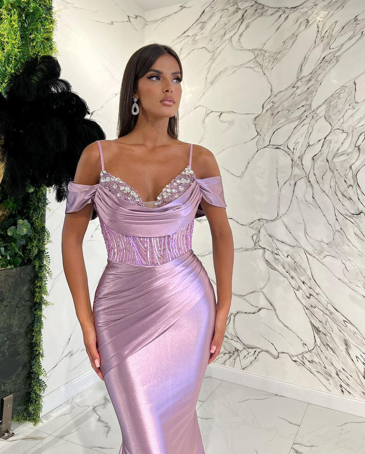 Online Spaghetti-Straps Mermaid Sweetheart Evening Dress Embellished with Sequins
