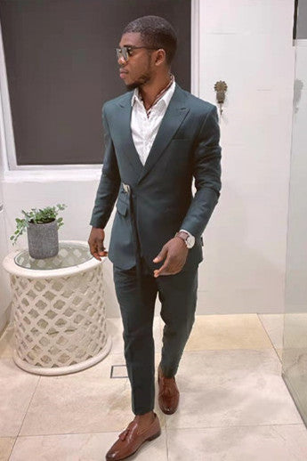 Koscy Elegant Dark Green Party Suit with Peaked Lapel and Adjustable Buckle for Prom