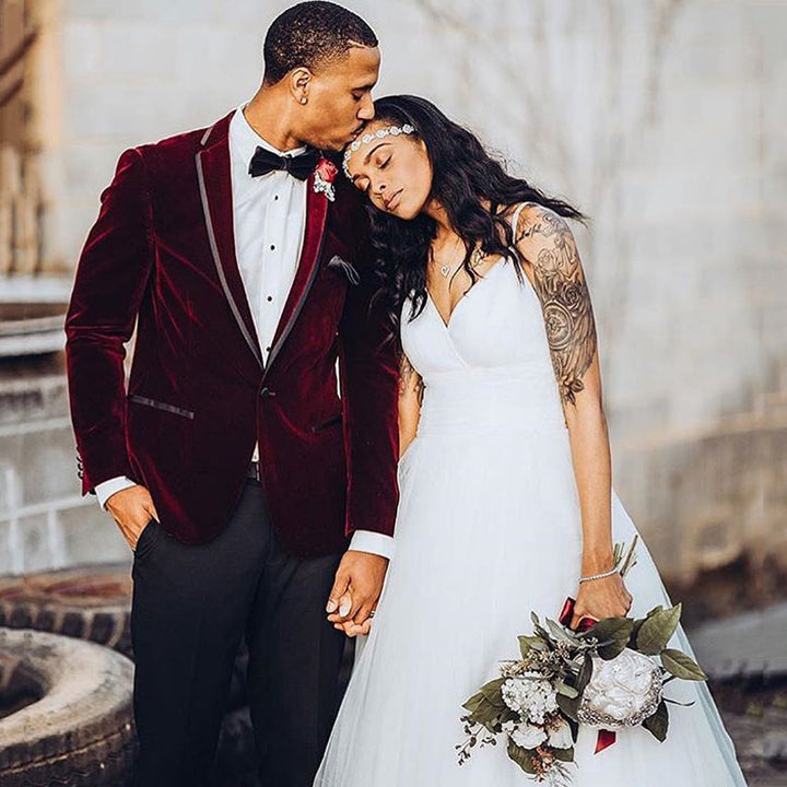 Koscy Elegant Burgundy Velvet One-Button Notched Lapel Wedding Suit for Men’s Parties