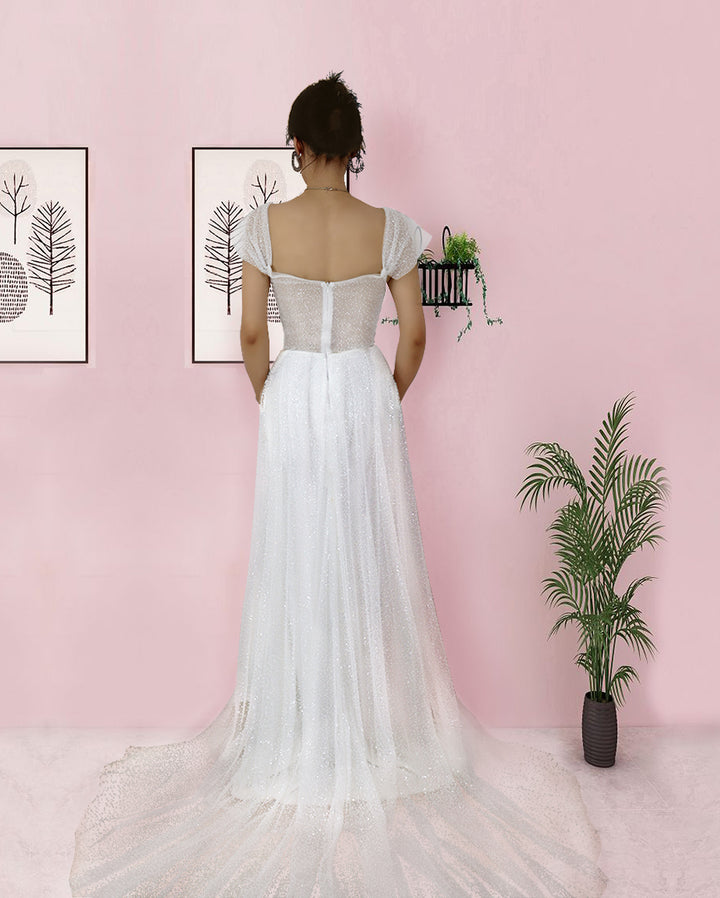Long Tulle White Spaghetti Strap Sleeveless Elegant Prom Dress