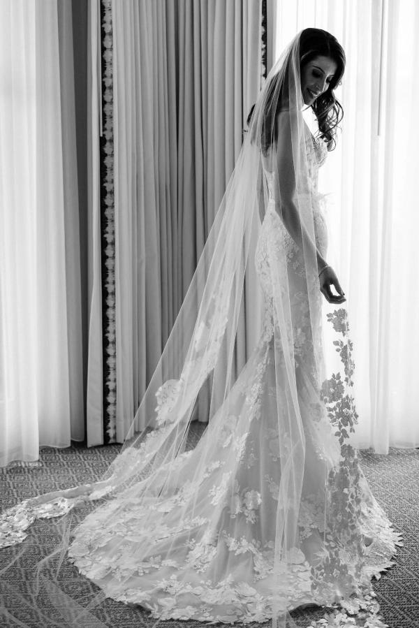 Bmbride Elegant Long Mermaid Sweetheart Tulle Lace Appliques Bridal Gown