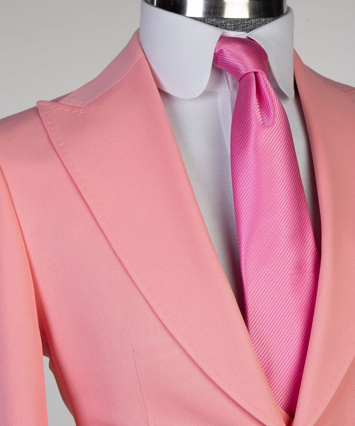 Koscy Pink Three-Piece Peaked Lapel Wedding Suit for Groom