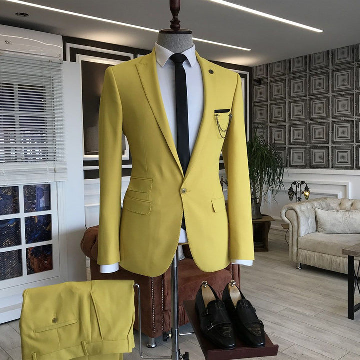 Koscy Formal Yellow Three Flap Groom Suit with Peaked Lapel and One Button New