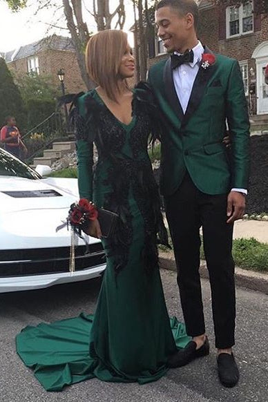 Koscy Stylish Dark Green Prom Attire with Black Satin Lapel