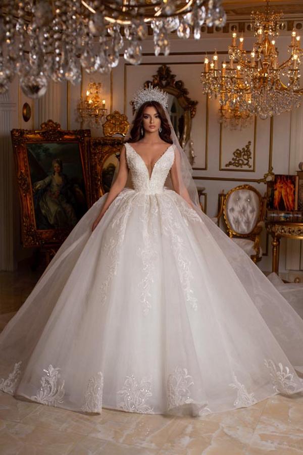 Bmbride White Ball Gown V-neck Backless Lace Wedding Dress
