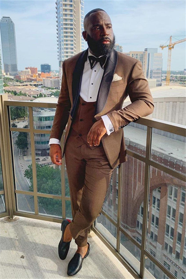 Koscy High-Quality Brown Three-Piece Prom Suit with Black Shawl Lapel