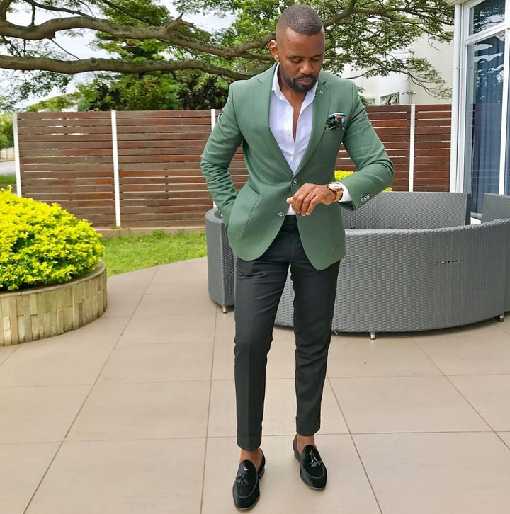 Koscy Stylish Alexander Green Groomsmen Tuxedo with Notched Lapel