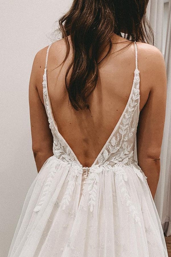 Bmbride A-line V-neck Lace Tulle Wedding Dress with Open Back and Slit