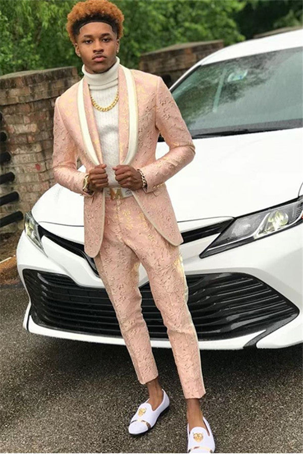 Koscy Royal Shawl Lapel David Beckham Wedding Suit with Pink Jacquard