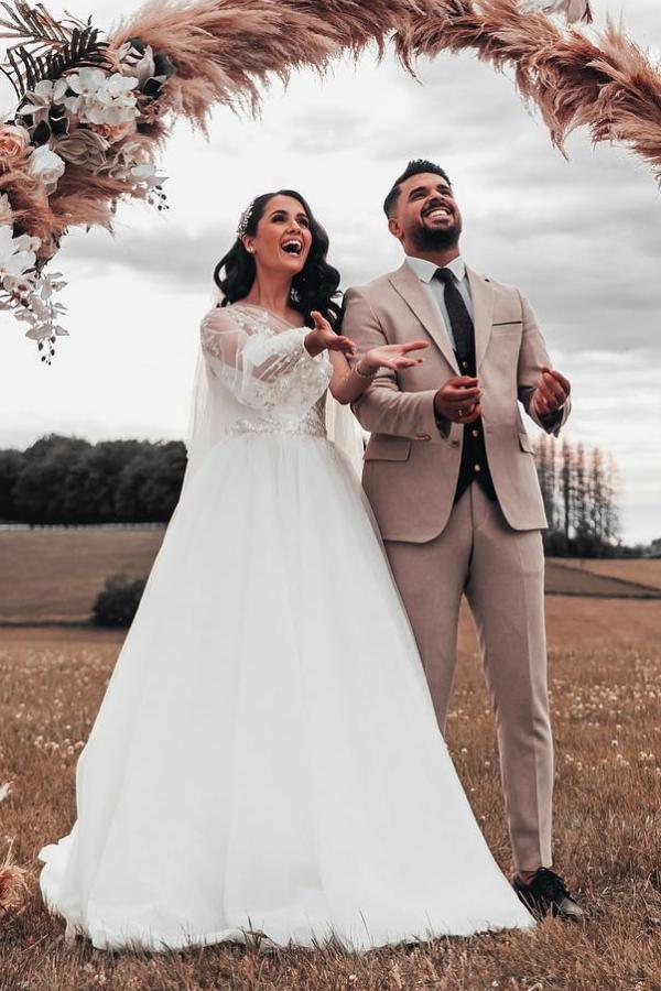 Bmbride Modest Boho Long A-line Illusion Neck Tulle Wedding Dress with Sleeves