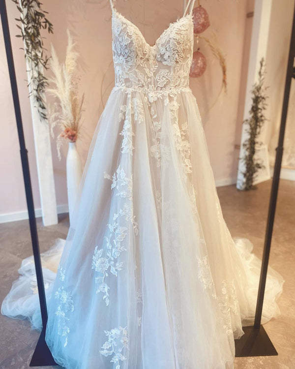 Bmbride Vintage Wedding Dress with Spaghetti Straps Appliques Lace A-Line Floor-length Train