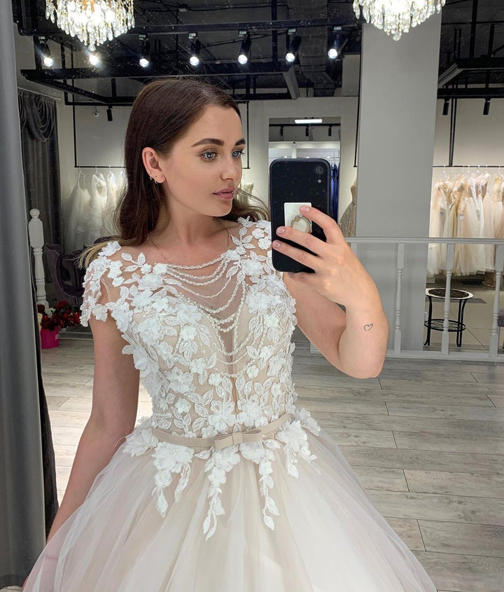 Bmbride Bateau Appliques Lace Tulle Floor-length A-Line Wedding Dress With Bowknot Sash