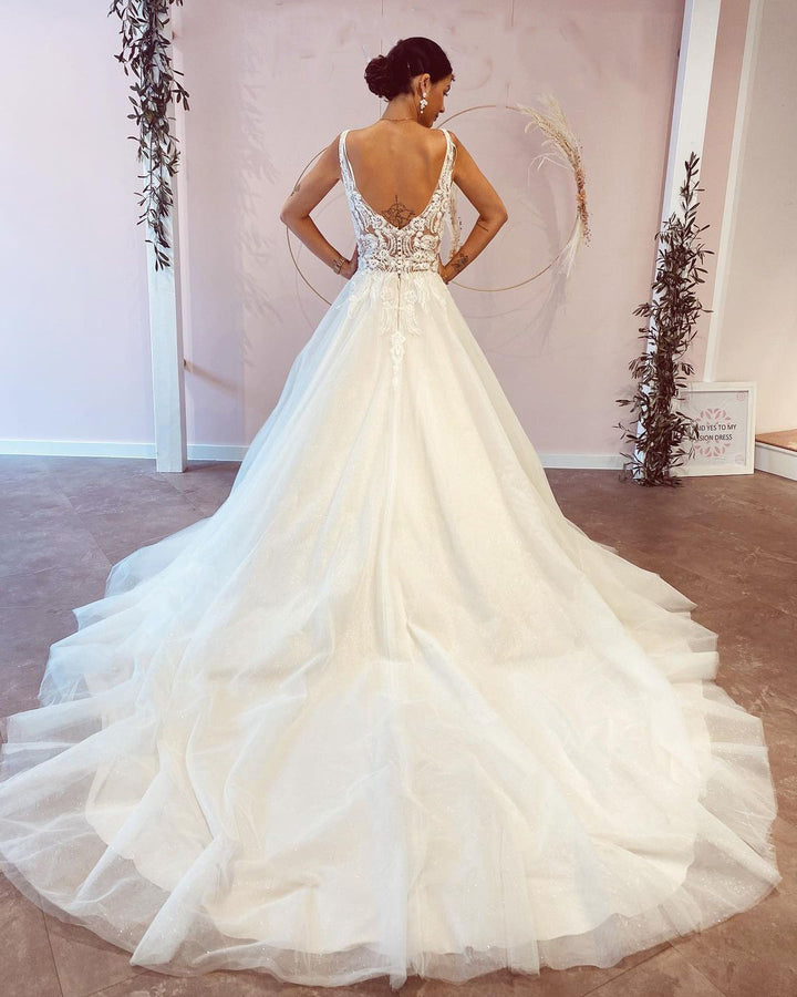Bmbride A-Line Deep V-neck Backless Wedding Dress With Appliques Lace