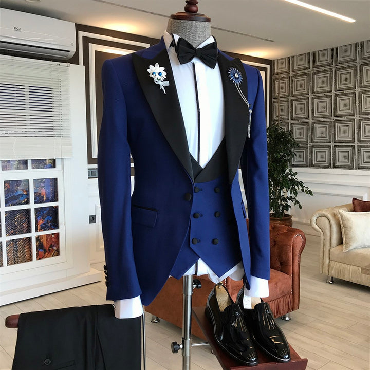 Koscy Stylish Dark Blue Wedding Suit with Peaked Lapel for Groom