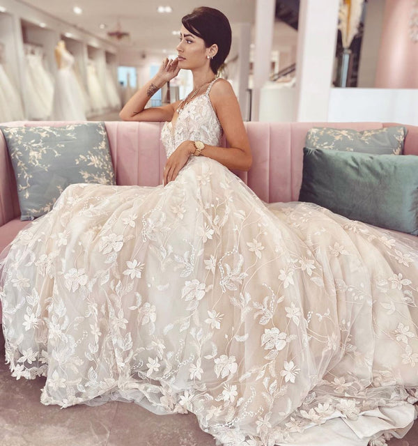Bmbride A-Line V-neck Spaghetti Straps Appliques Lace Tulle Wedding Dress