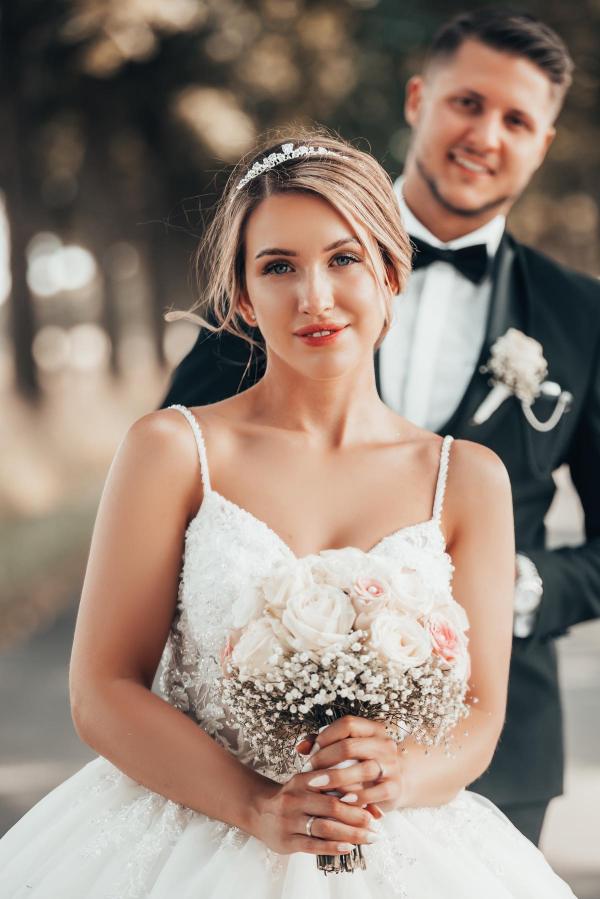 Bmbride Ball Gown Organza Wedding Dress with Spaghetti Straps and Open Back