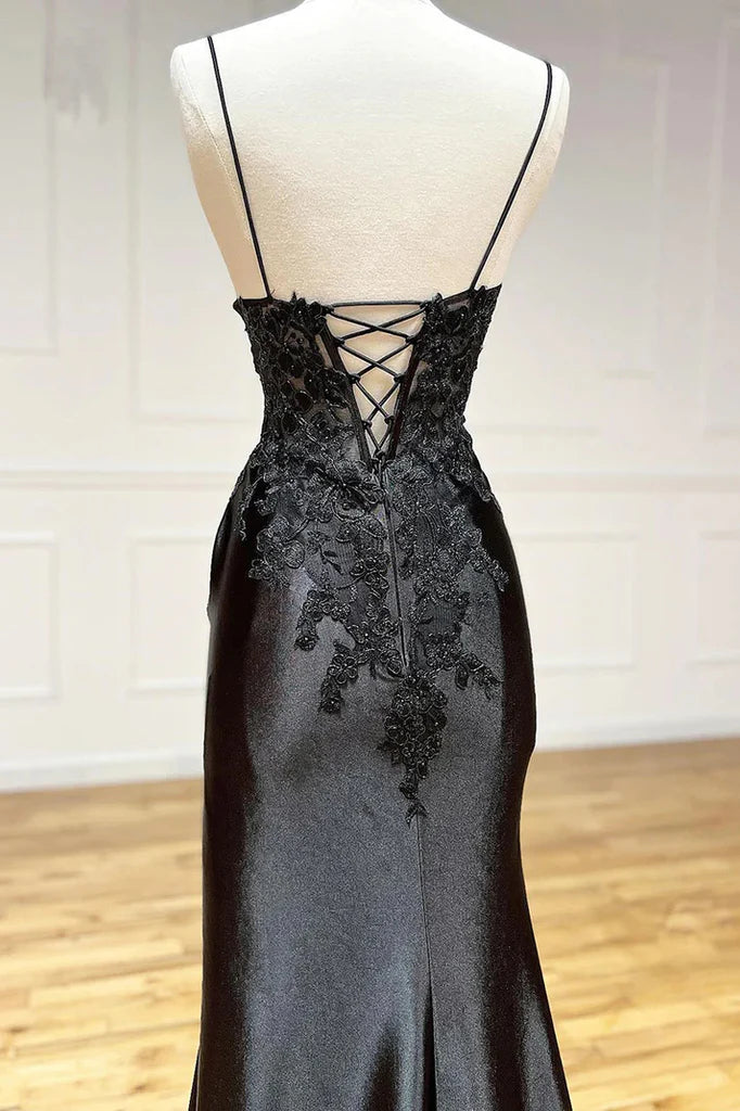 Elegant Long Black V-neck Spaghetti Strap Lace Sleeveless Prom Dress with Side Slit
