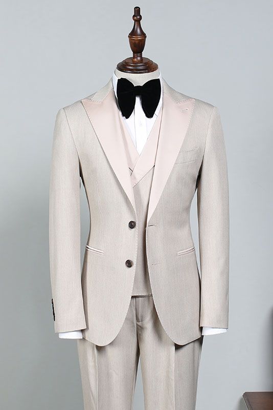 Nigel Stylish Off White Peak Lapel Two Button Men’s Business Suit