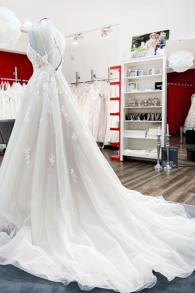 Bmbride Long Princess V-neck Tulle Wedding Dress with Lace and Spaghetti Straps