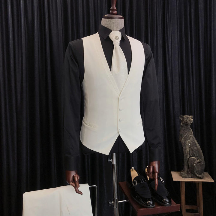 Koscy Christian White Jacquard Three-Piece Wedding Suit with Unique Lapel