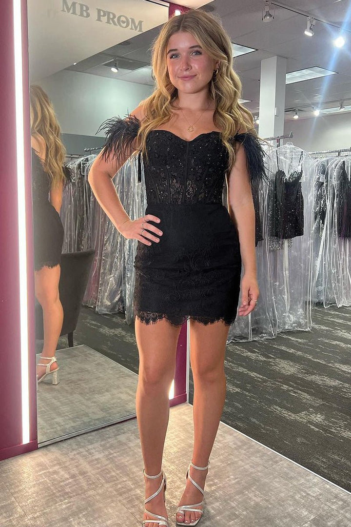 Koscy Bodycon Sweetheart Black Lace Short Homecoming Dresses with Feather