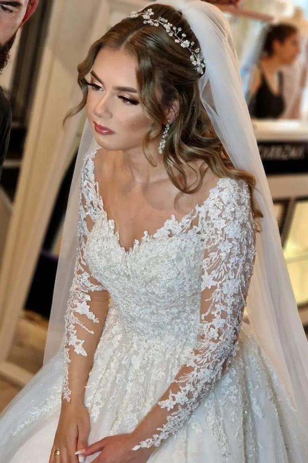 Bmbride White A-line V-neck Lace Wedding Dress with Long Sleeves