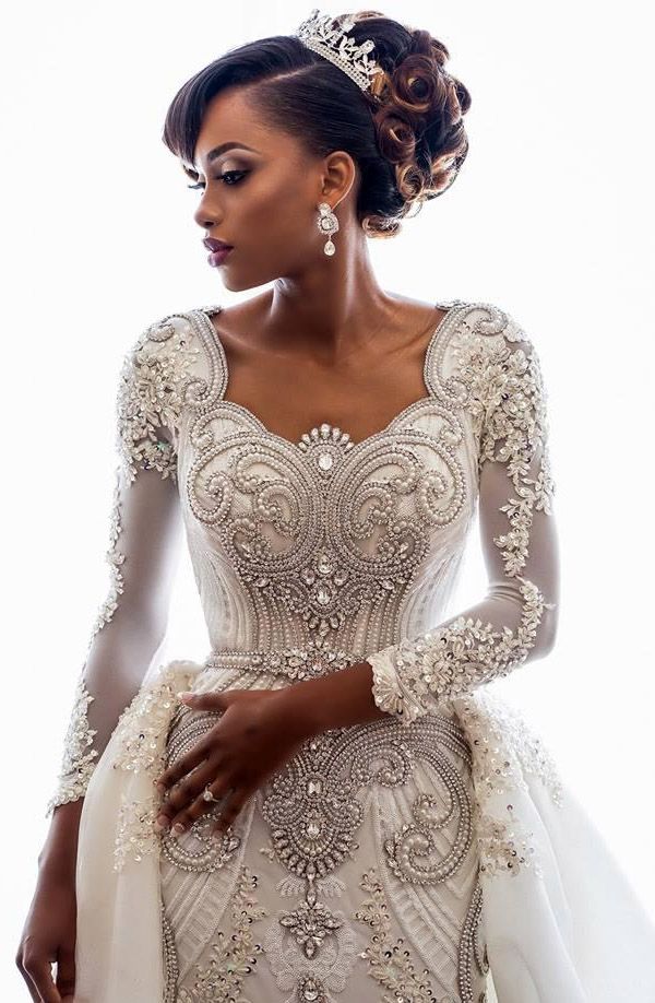 Bmbride Long Sleeve Mermaid Wedding Dresses with Lace Appliques and Overskirt