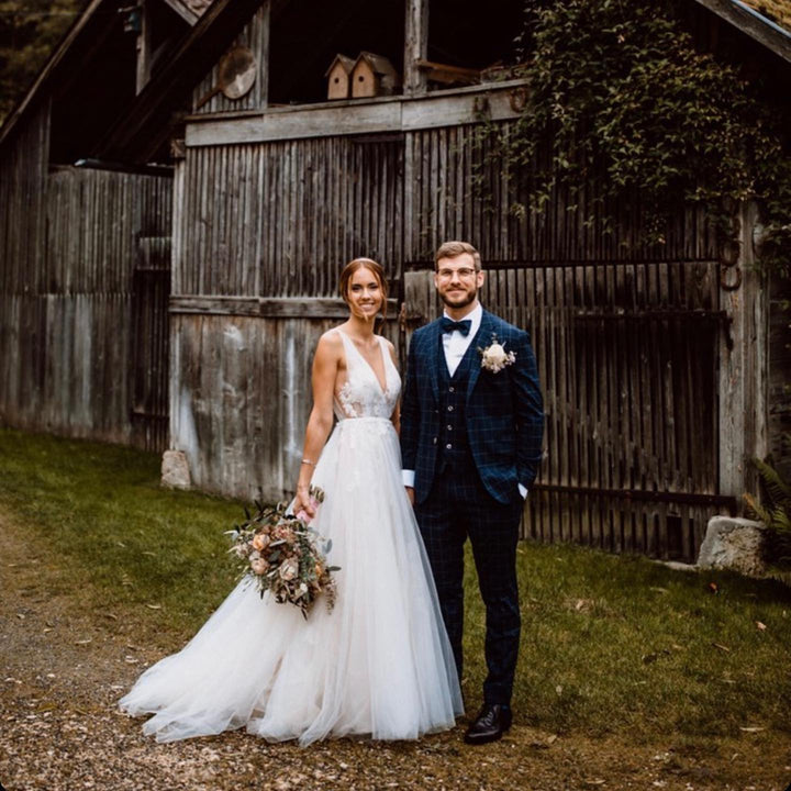 Bmbride Deep V-neck A-Line Open Back Tulle Floor-length Floral Wedding Dress
