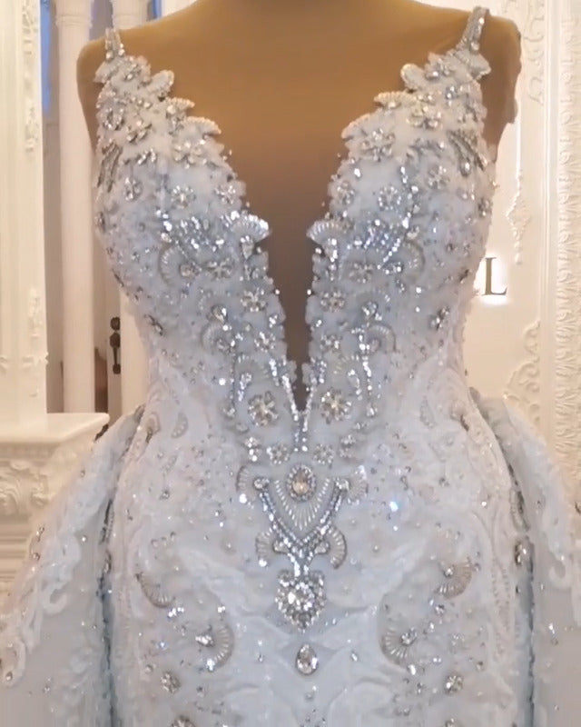 Bmbride Sweetheart Spaghetti Straps A-line Wedding Dress with Appliques Lace Crystal Backless