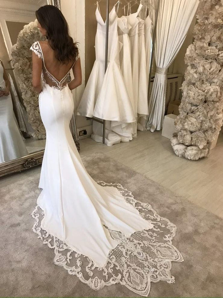 Bmbride Deep V-neck Appliques Lace Satin Floor-length Mermaid Bridal Gown