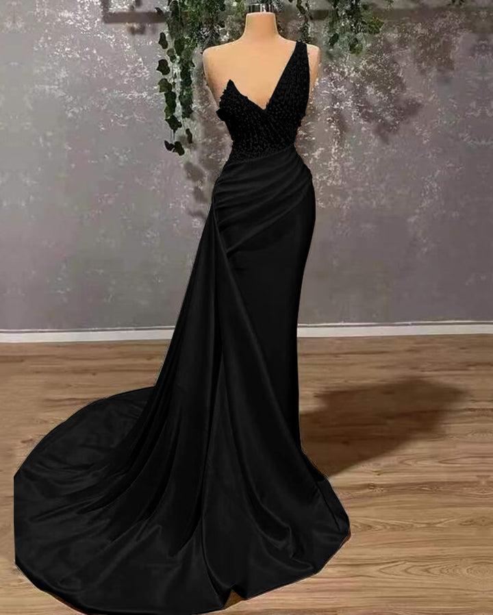 Elegant Ivory One-Shoulder Applique Mermaid Prom Dress with Ruffles