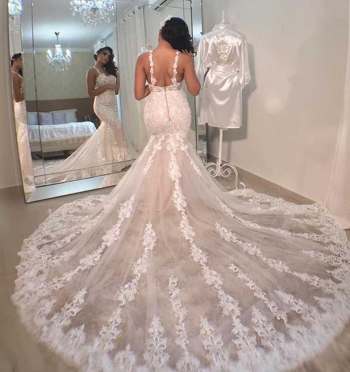 Bmbride Elegant Long Mermaid Spaghetti Straps Open Back Lace Bridal Gown