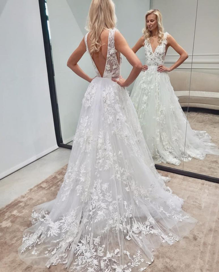 Bmbride Elegant Long A-line V-neck Backless Tulle Lace Bridal Gown