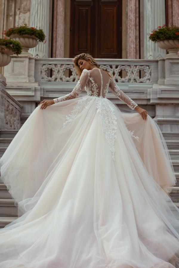 Bmbride Mermaid Long Sleeves A-Line Tulle Wedding Dress with Appliques and Charming V-neck