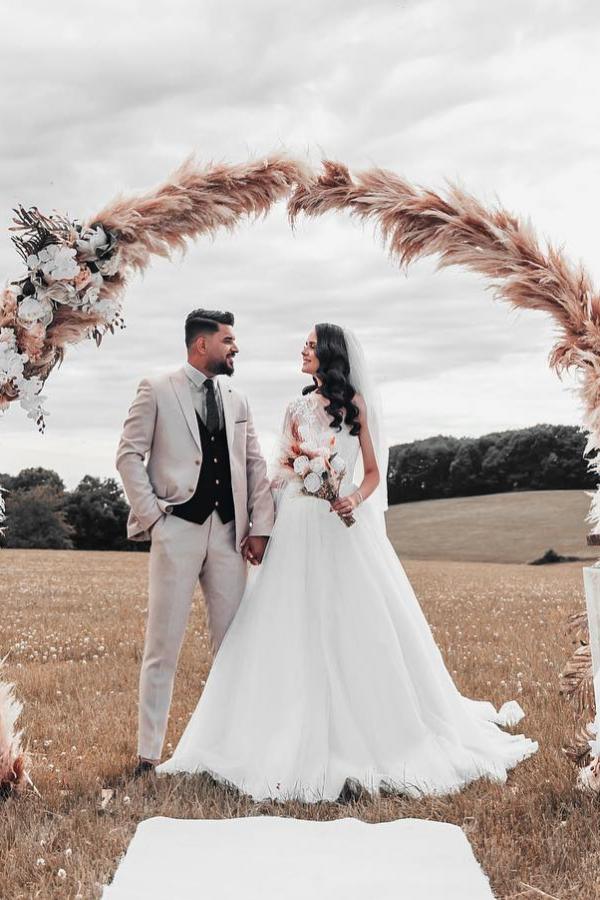 Bmbride Modest Boho Long A-line Illusion Neck Tulle Wedding Dress with Sleeves