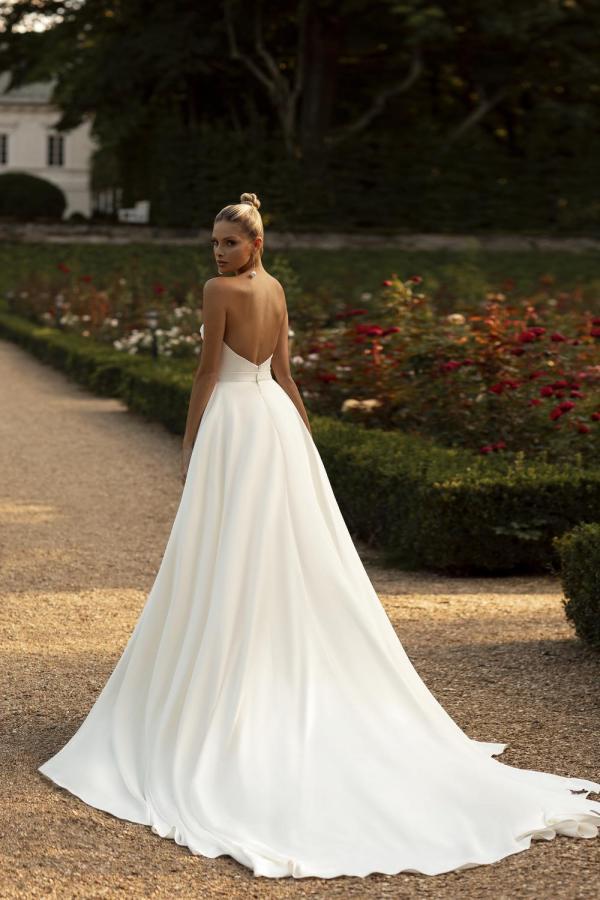 Long Mermaid Sweetheart Satin Front Slit Wedding Gown with Detachable Train