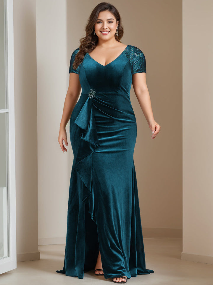 plus size dresses velvet Plus Size Velvet Mother of the Bride Dresses with Ruffles & Appliques in Trumpet/Mermaid V-Neck Short Sleeves Floor-Length